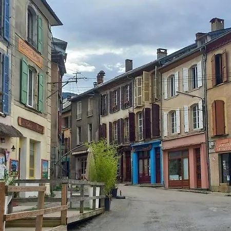 Apparemment Spacieux Apartamento